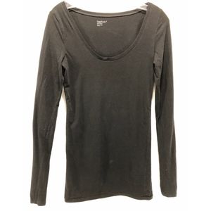 Gap Body Long Black Stretchy Tshirt.  Size S.